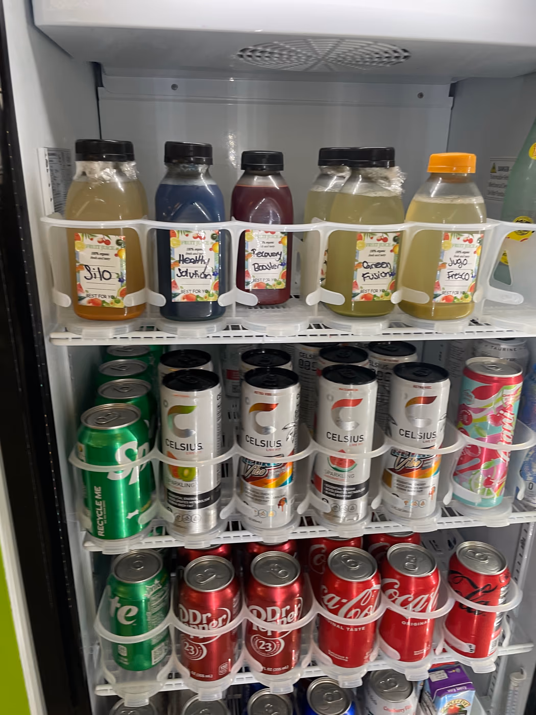 Fresh Valley Juice & Salad Bar photo 3