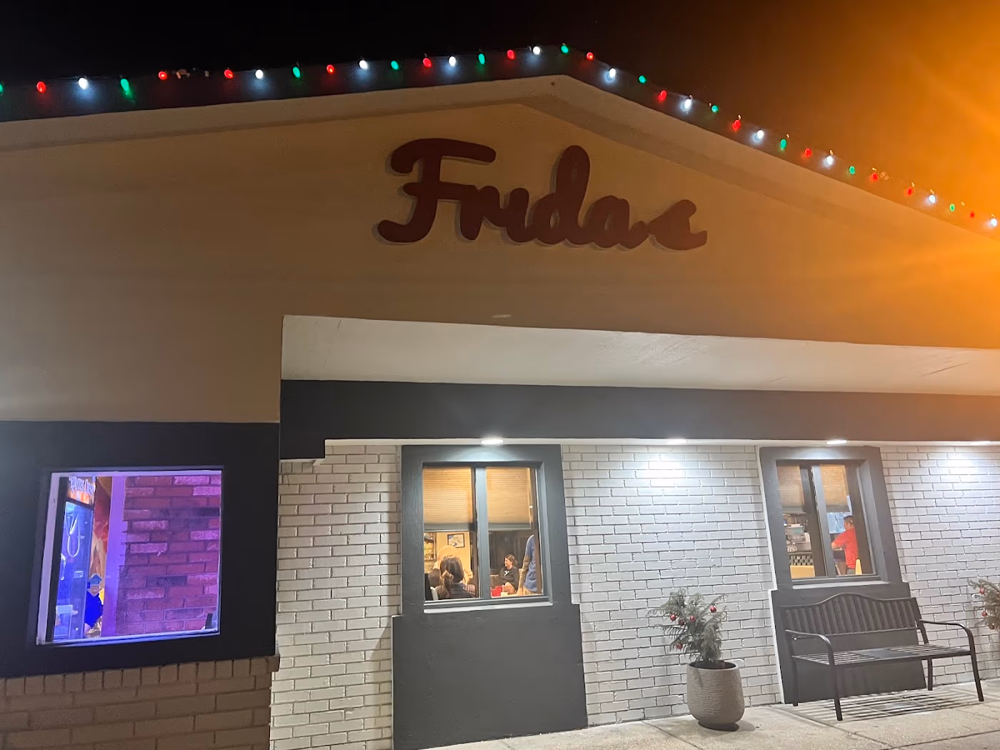 Frida's Cantina and Grill photo 3