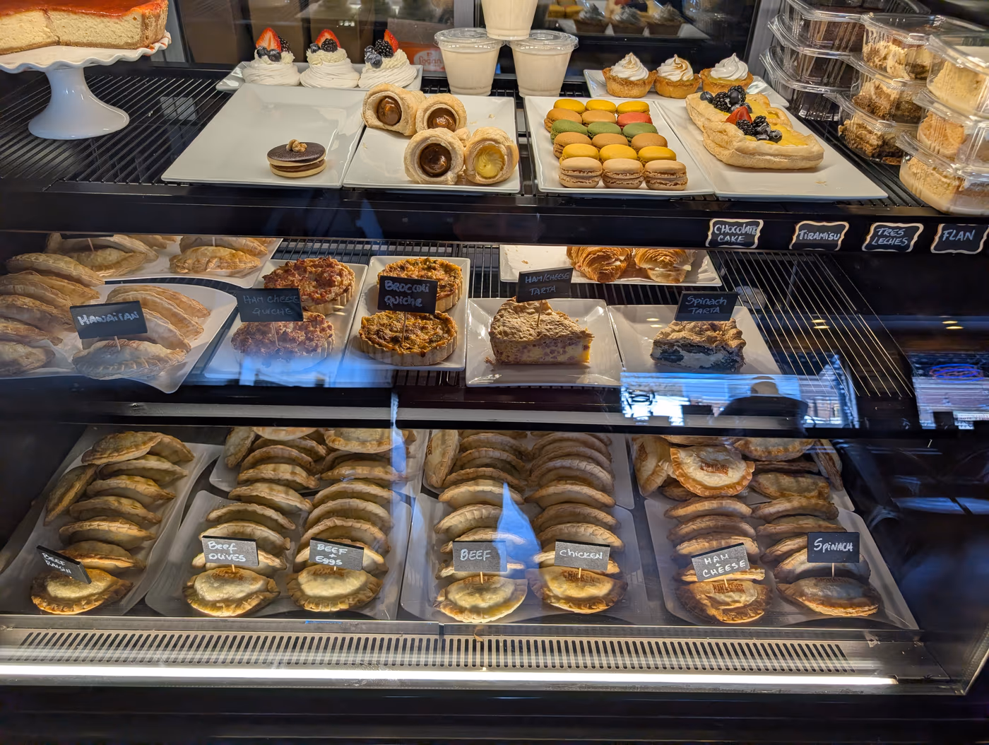Friends Cafe photo 3