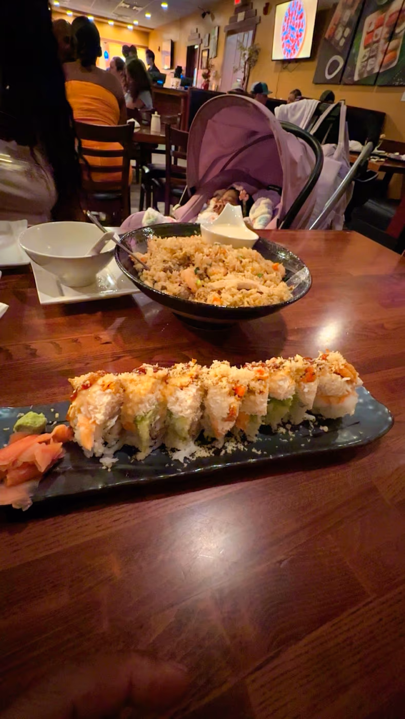 Fuji Sushi House photo 2
