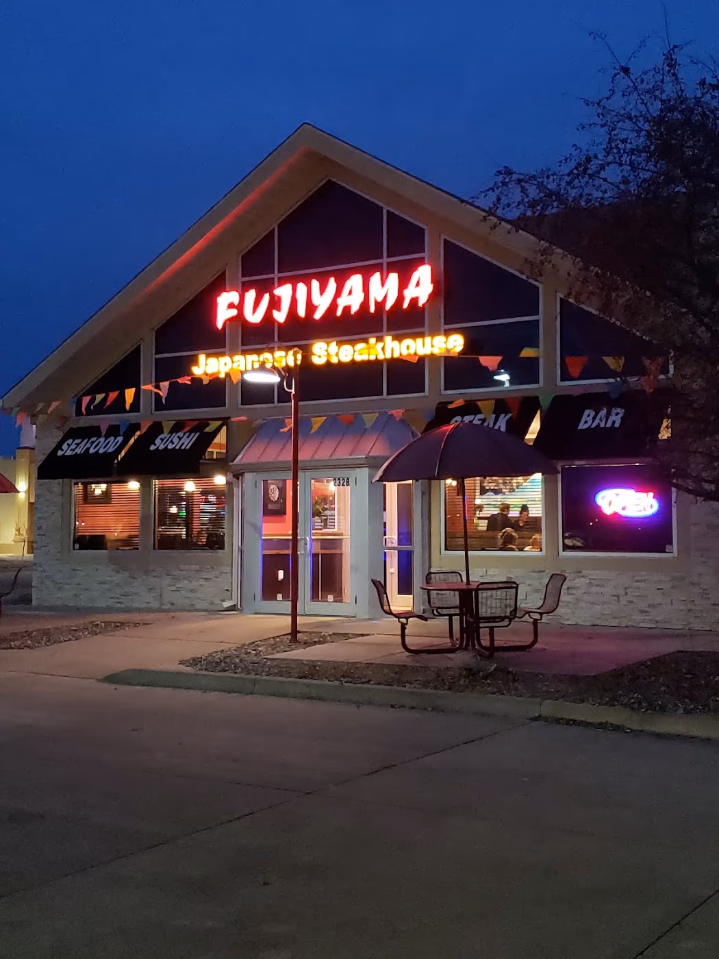Fujiyama Japanese Steakhouse photo 3