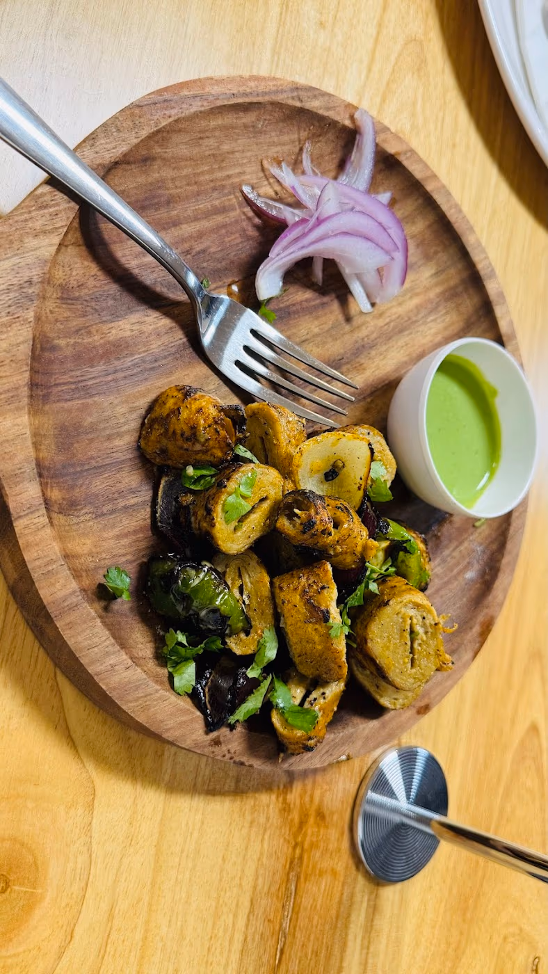 Fusion Tadka Pure Vegetarian & Vegan Indian Pan Asian Restaurant photo 3