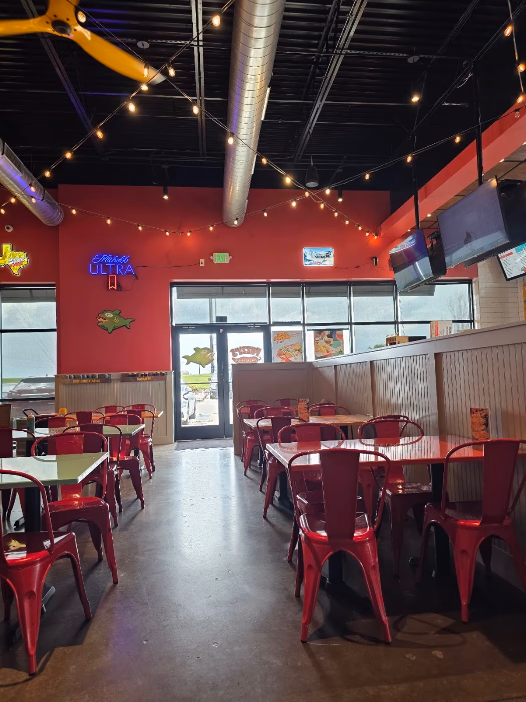 Fuzzy's Taco Shop photo 4