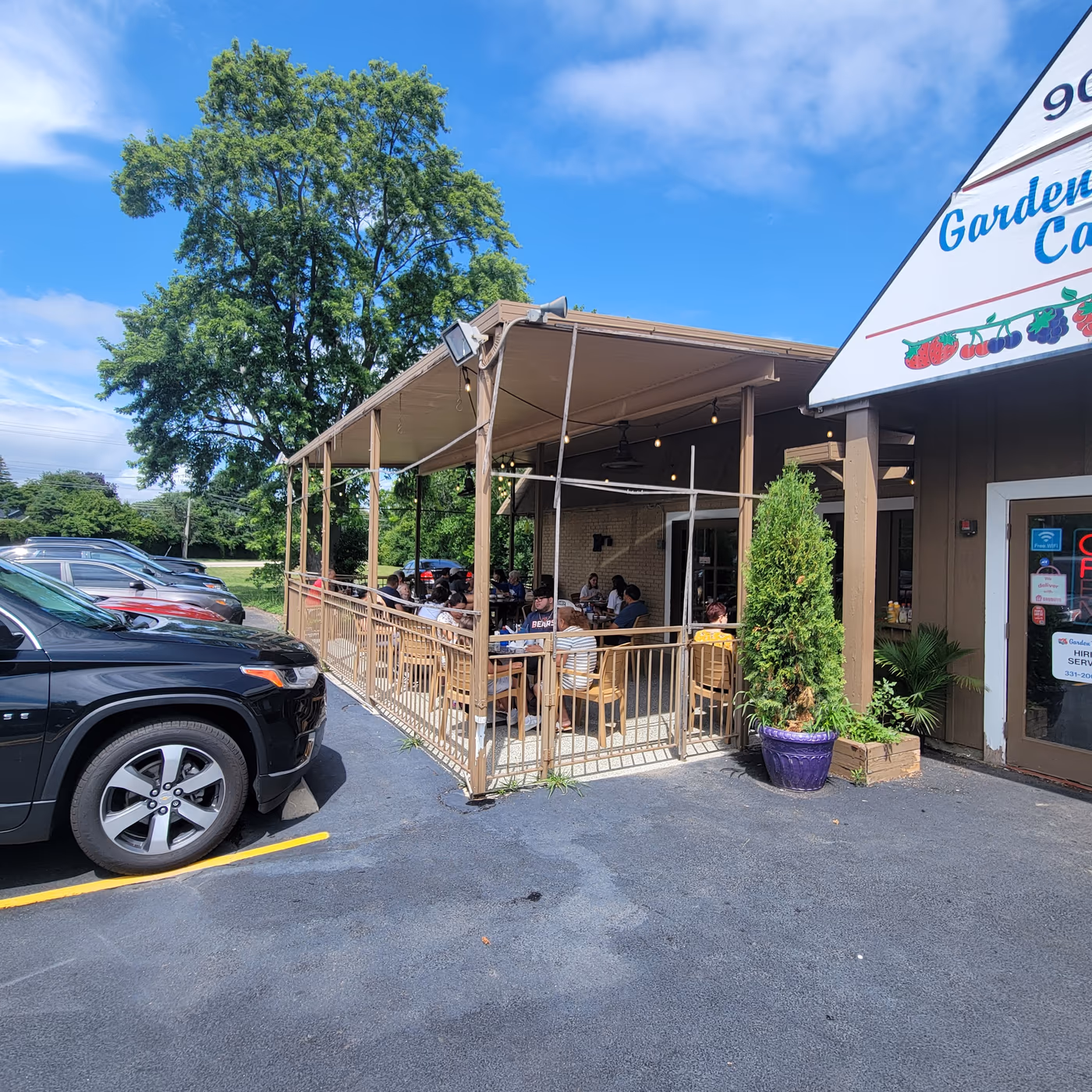 Garden Berry Cafe