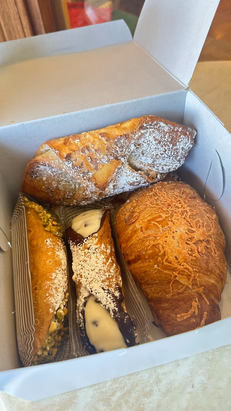Gio's Bakery & Cafe photo 3