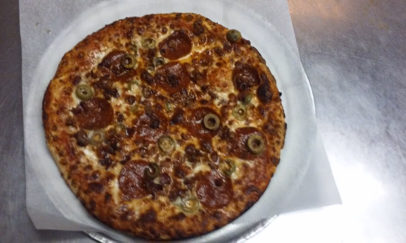 Giovanni's Pizza photo 4