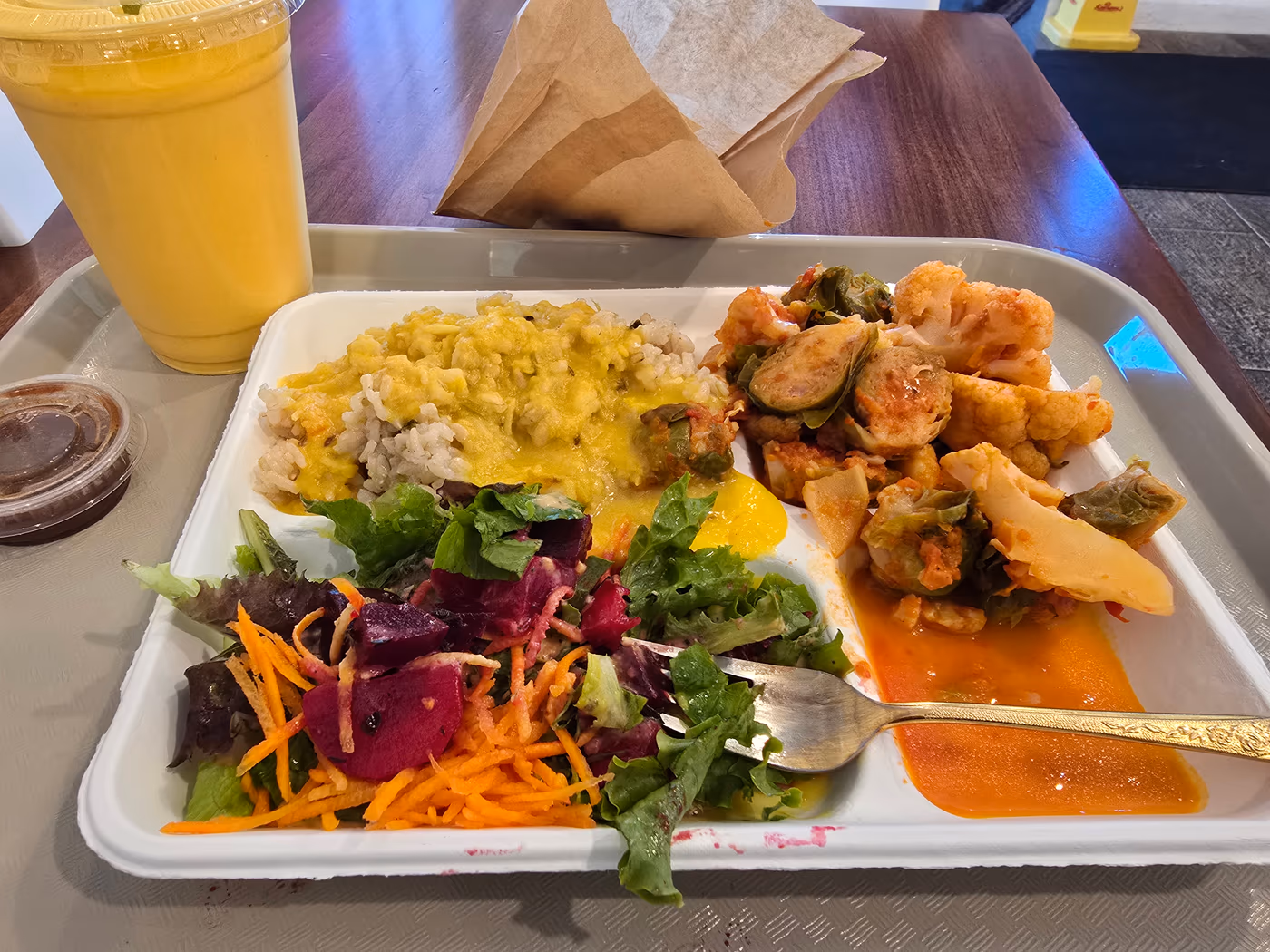 Govinda's Natural Foods Cafe photo 4
