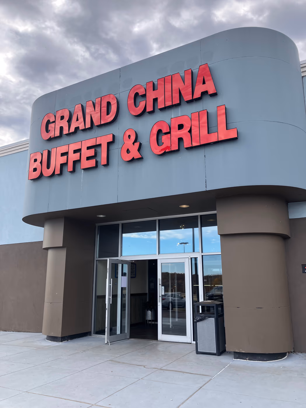 Grand China Buffet Sushi & Grill photo 4