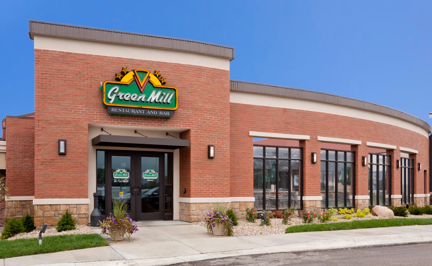 Green Mill Restaurant & Bar photo 2