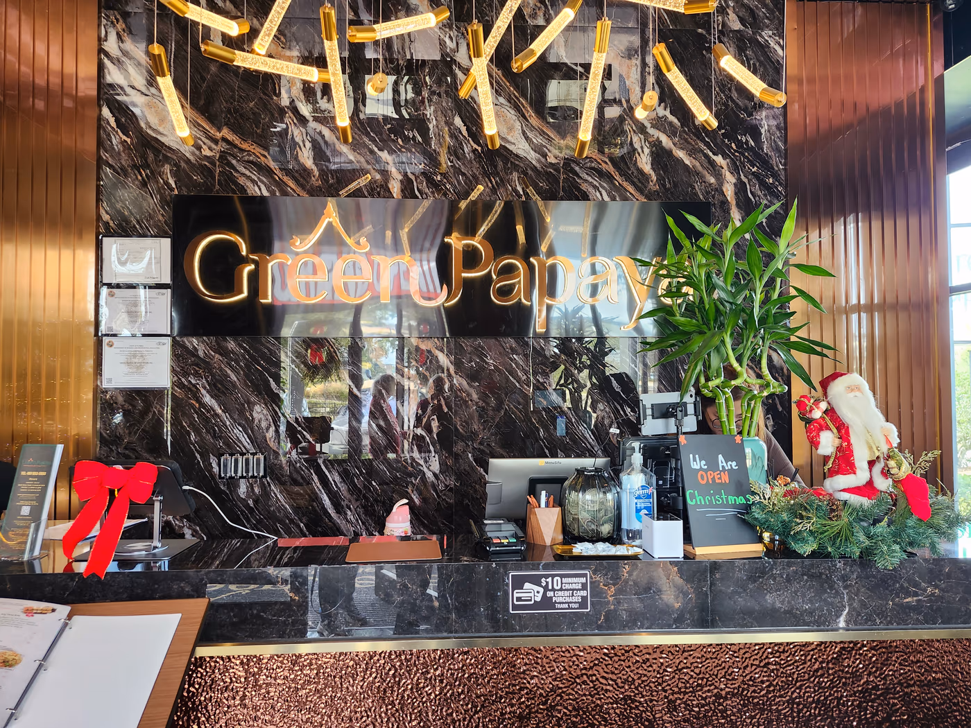 Green Papaya Thai Sushi & Bar