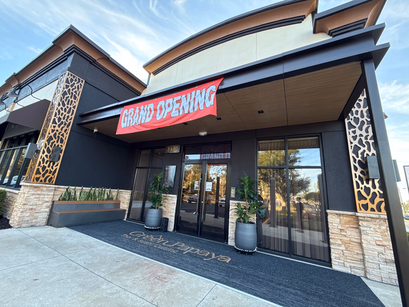 Green Papaya Thai Sushi & Bar photo 4