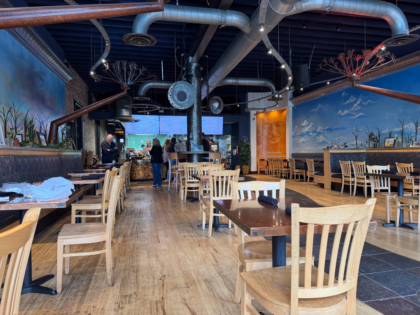 Guru's Cafe