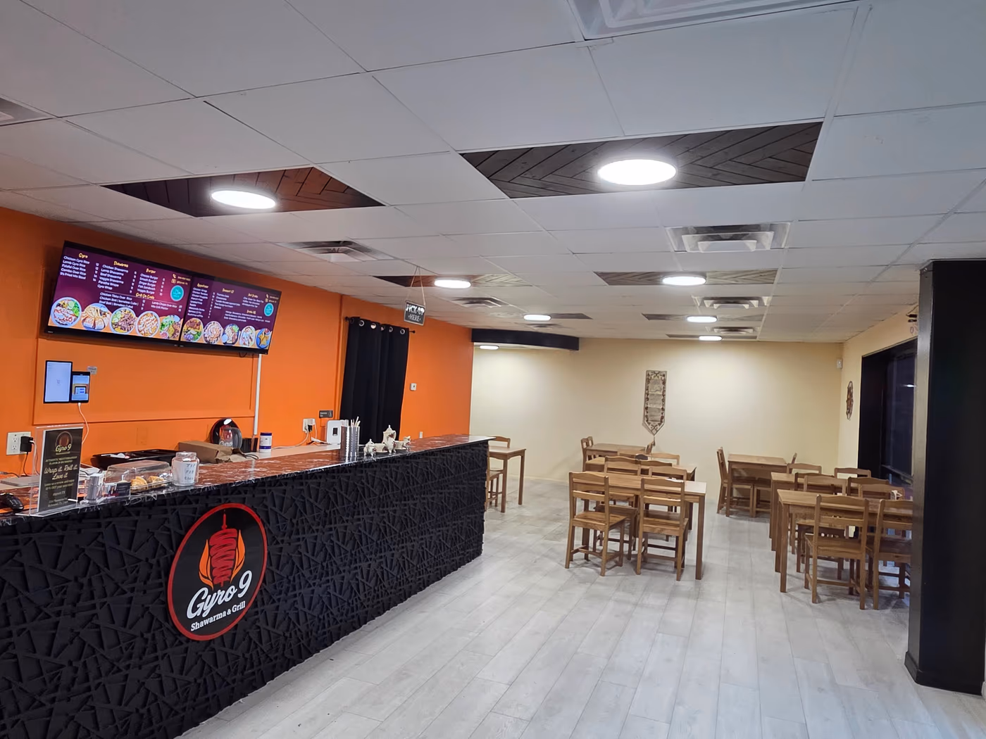 Gyro 9 Shawarma & Grill photo 3