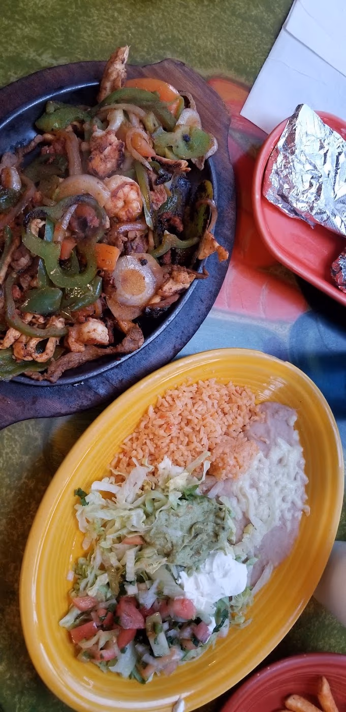 Hacienda Real Mexican Restaurant photo 3