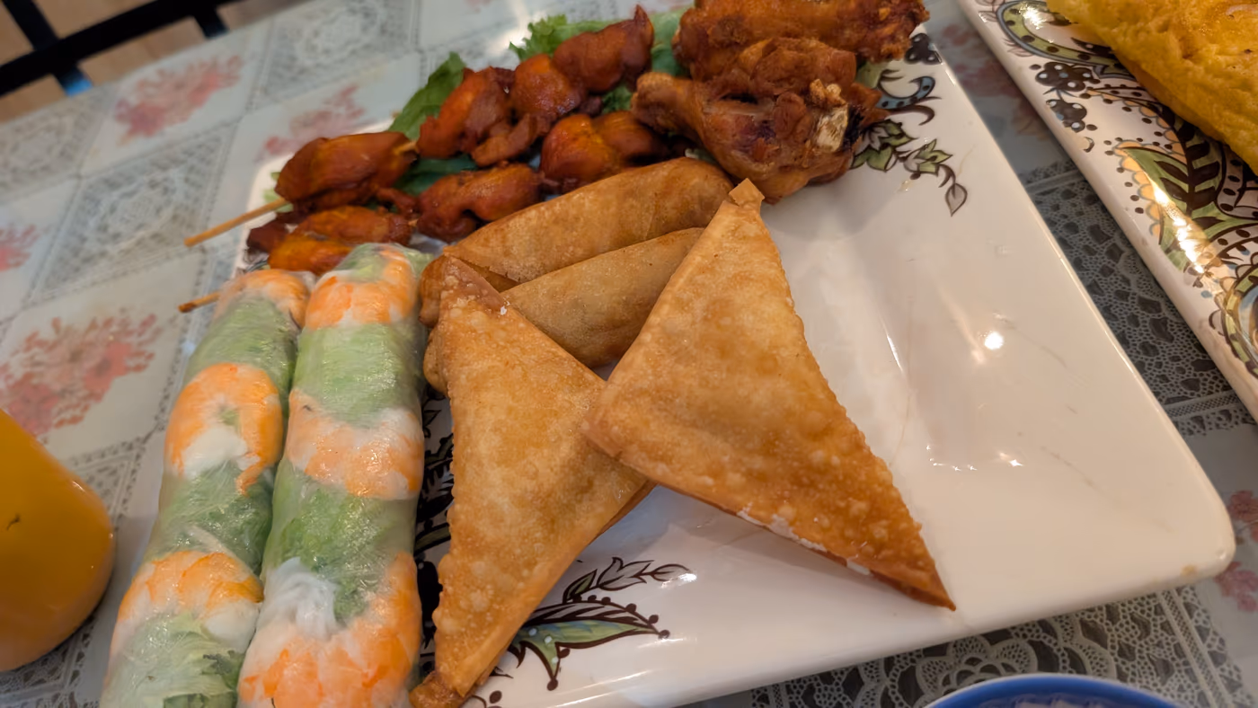 Hai Quynh Restaurant | Vietnamese photo 2