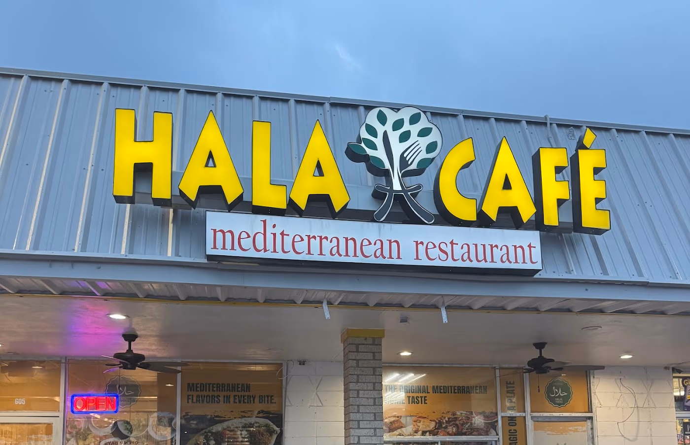 Hala Cafe photo 3