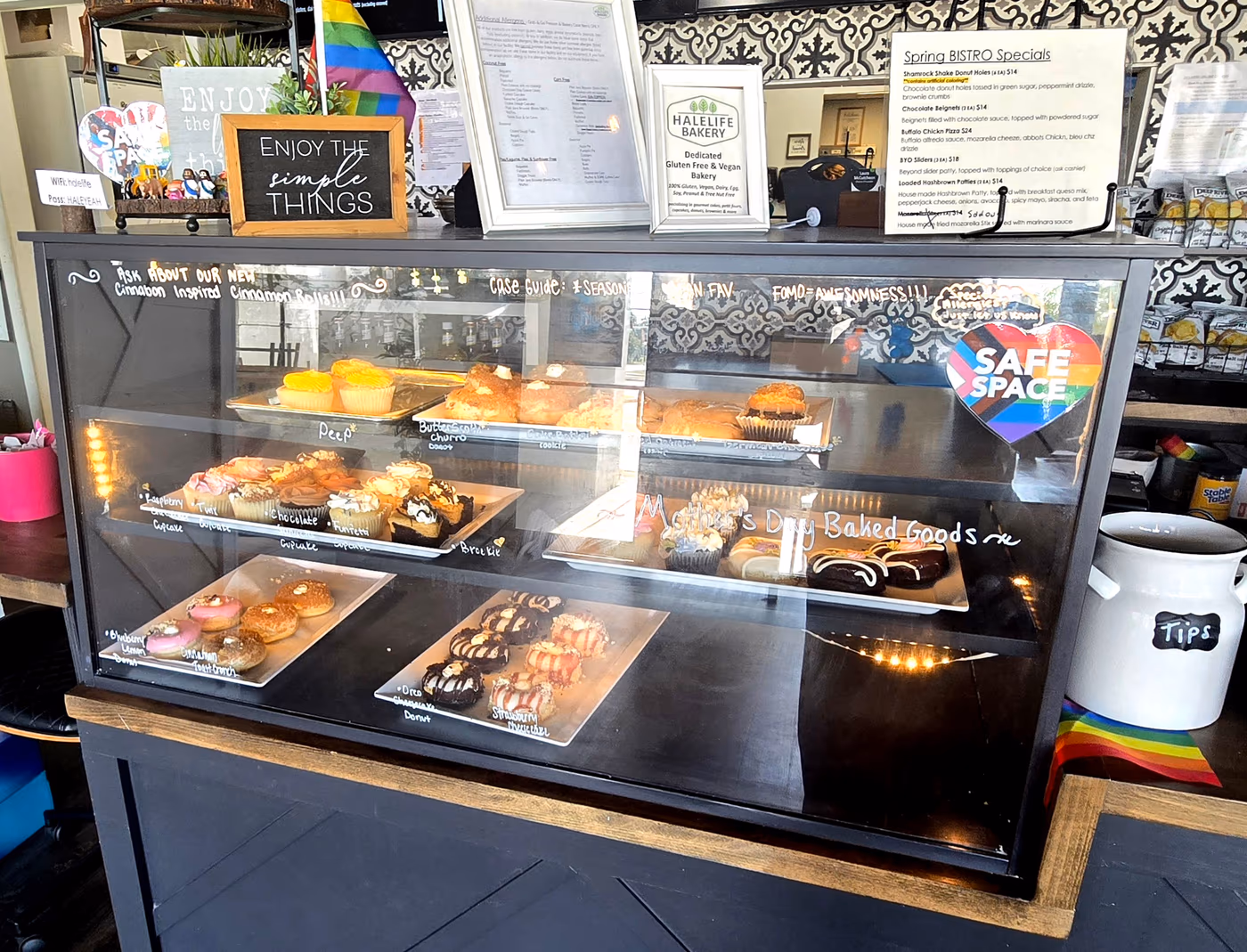 HaleLife Bakery & Bistro photo 2