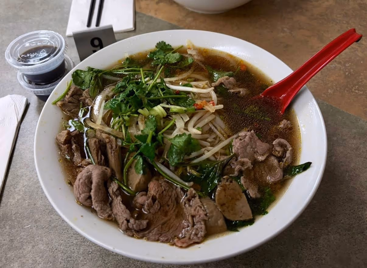 Han's Kitchen photo 2