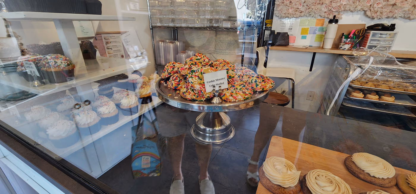 Hapa Cupcakes & Cakes photo 4