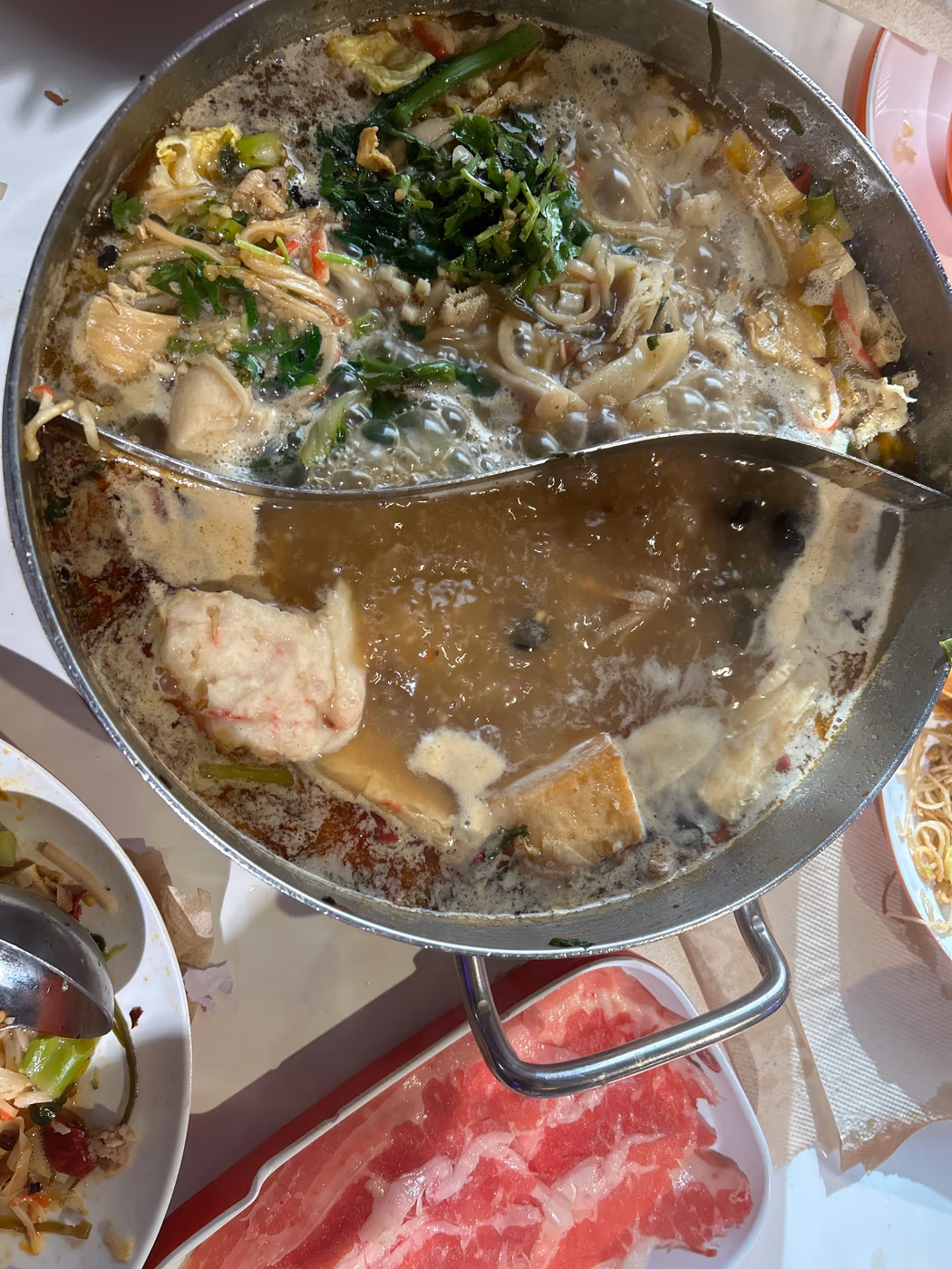 Happy AYCE Hot Pot 开心火锅