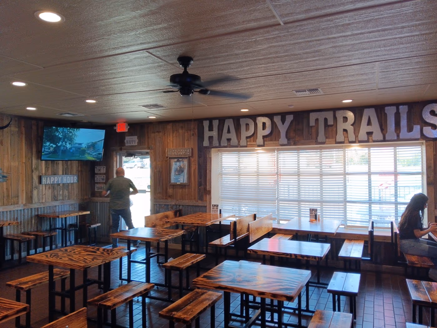 Happy Trails BBQ photo 3