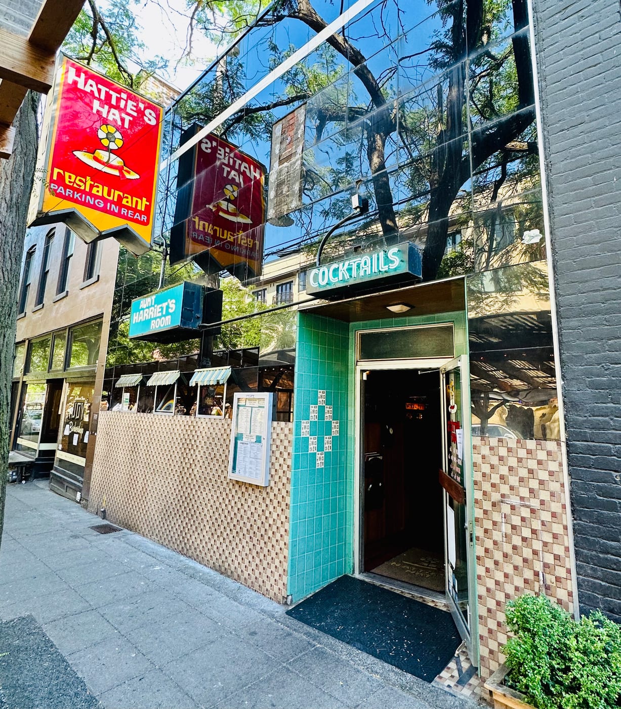 Hattie's Hat Restaurant