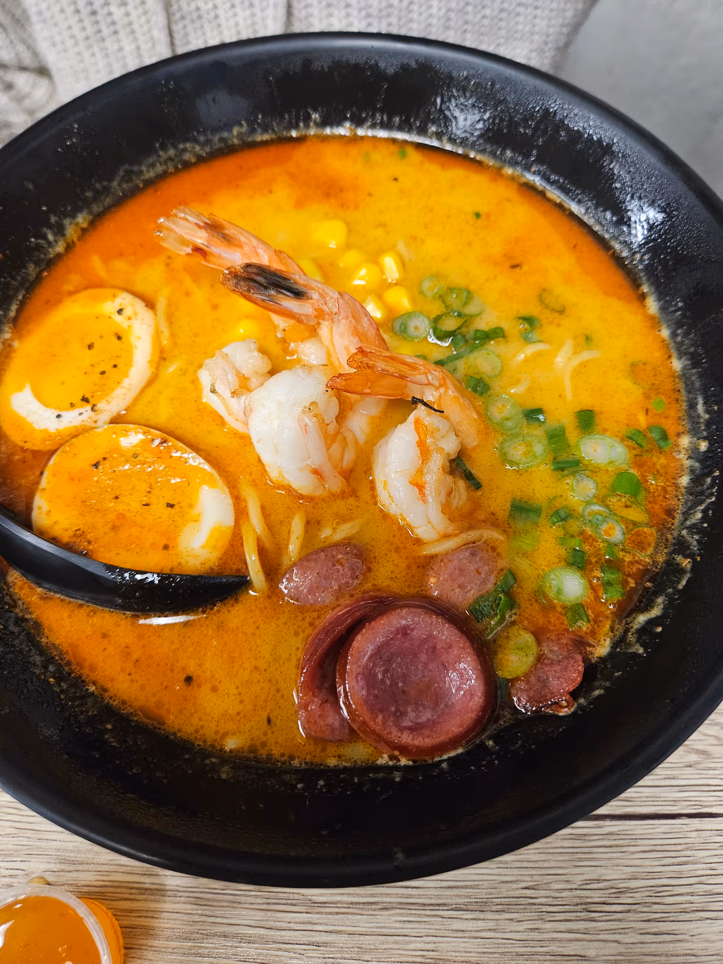 Hawaii Ramen Noodle & Poke Bowl photo 2