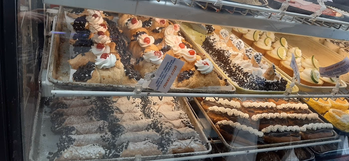 Hellas Restaurant & Bakery photo 2
