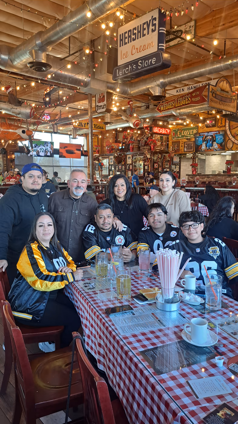 Heroes Restaurant & Brewhouse