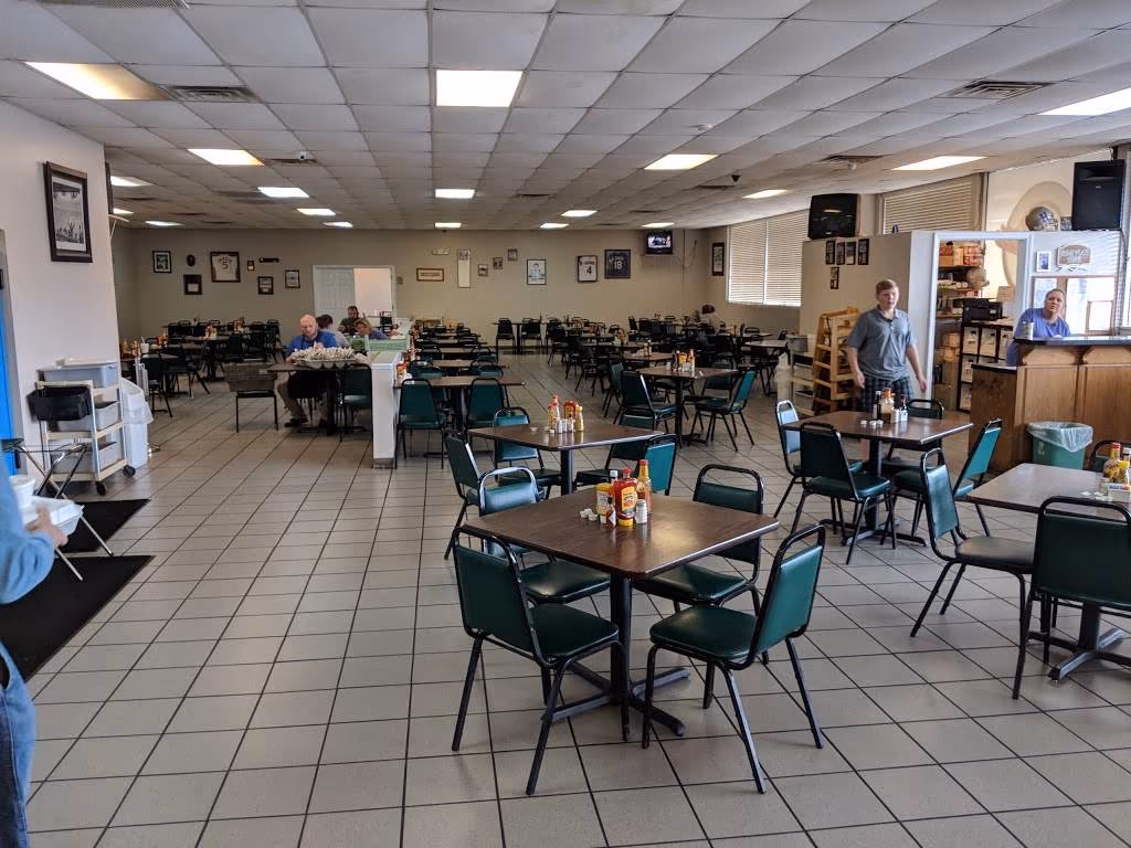 Home Plate Diner photo 2