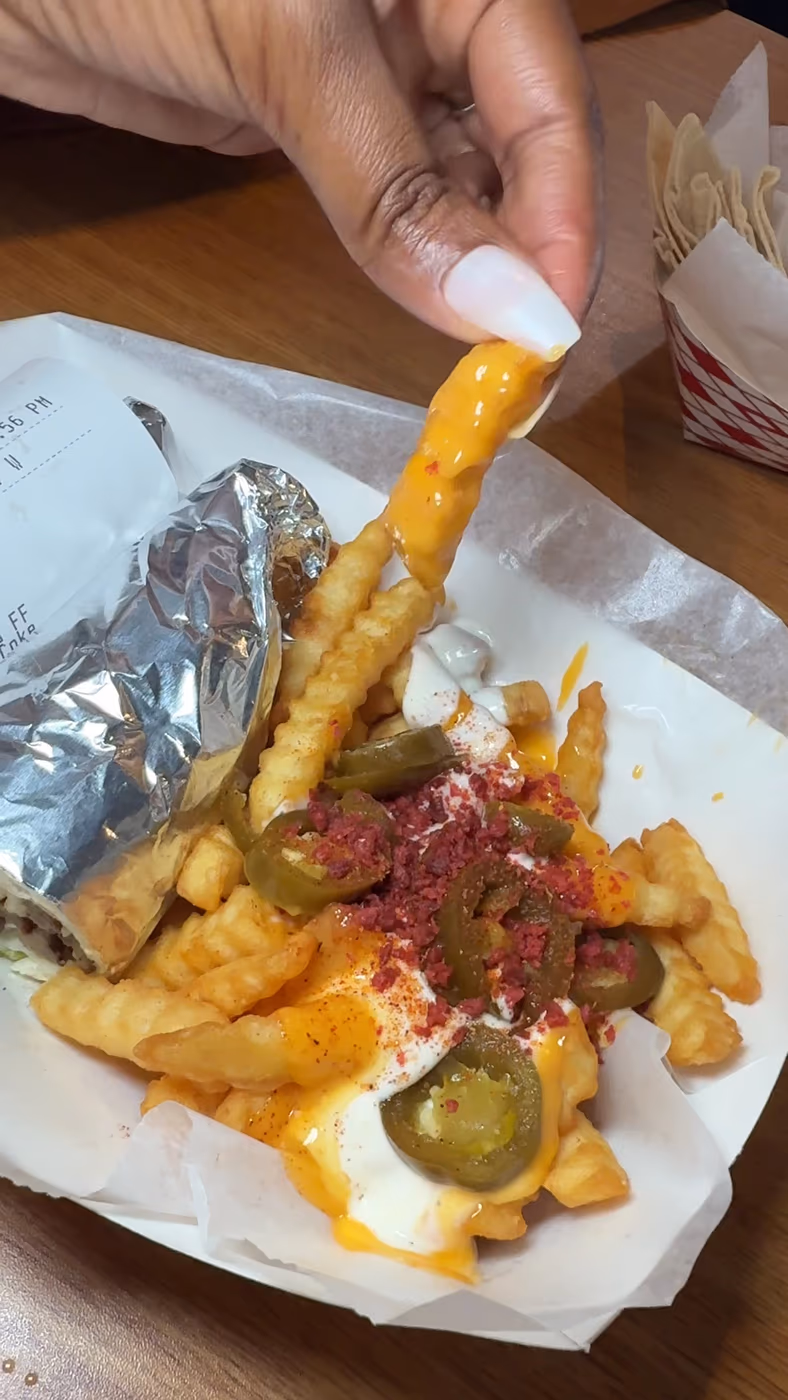Hoolies Grill photo 4