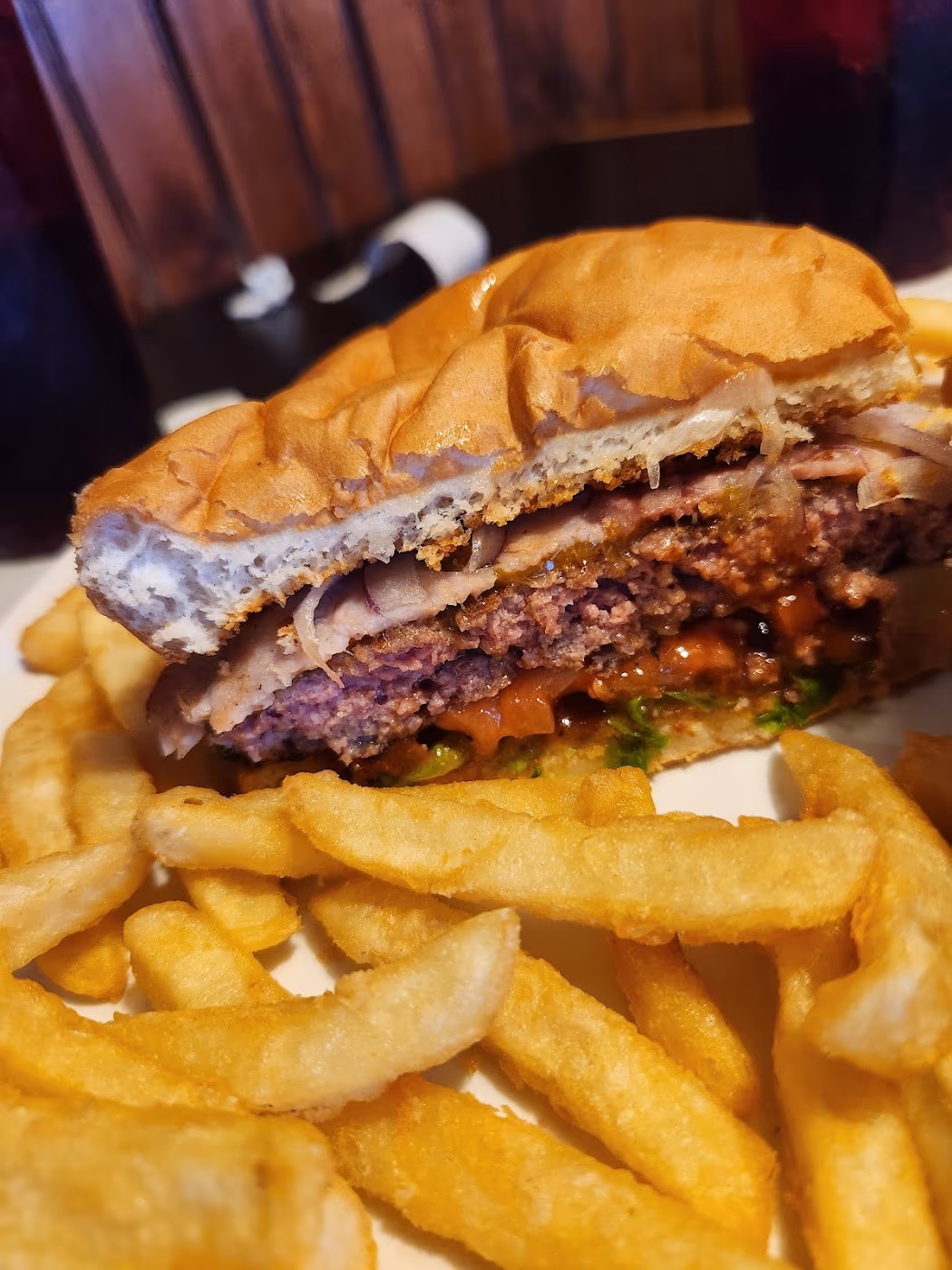 Hudson's Classic Grill & Bar photo 2