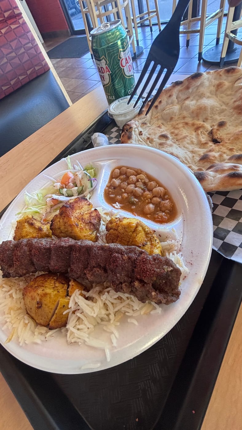 Hujra Kebab & Gyros photo 4