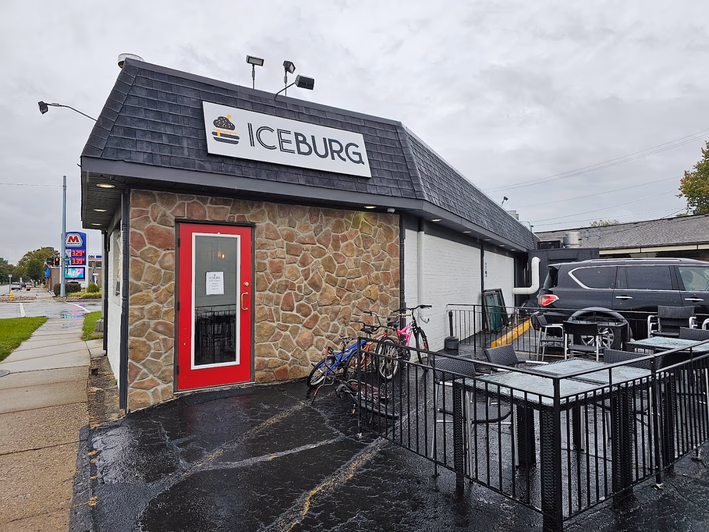 IceBurg photo 2