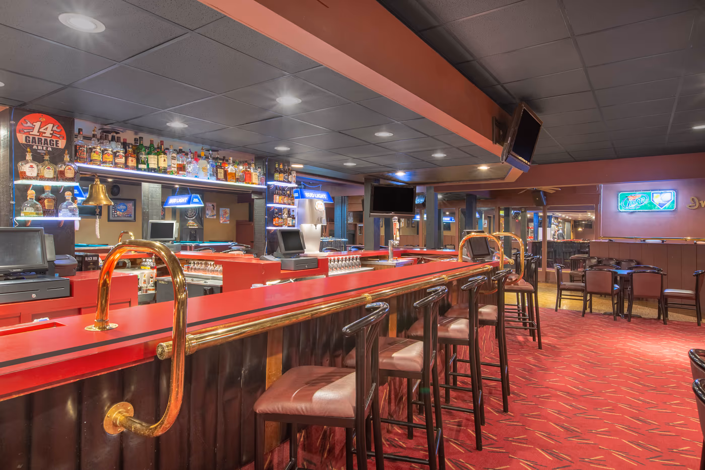 Images Bar & Grill