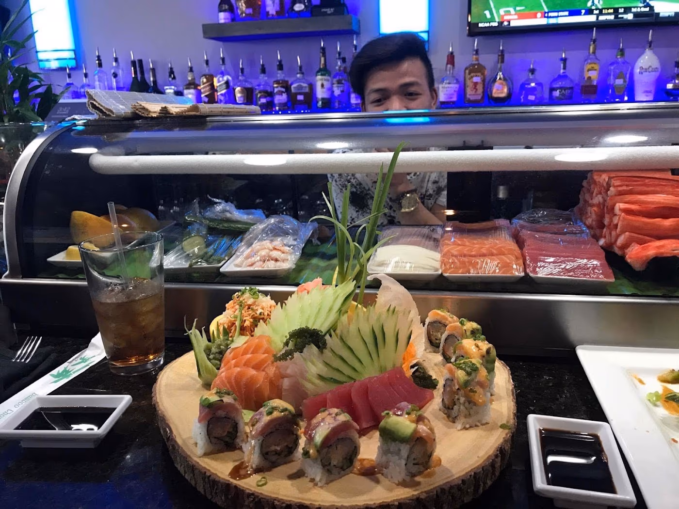 iPho Sushi Kitchen & Bar photo 2