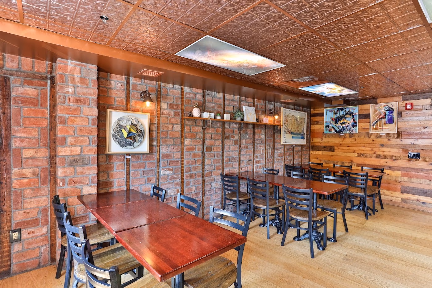 Iron Vine Tapas Bar And Restaurant