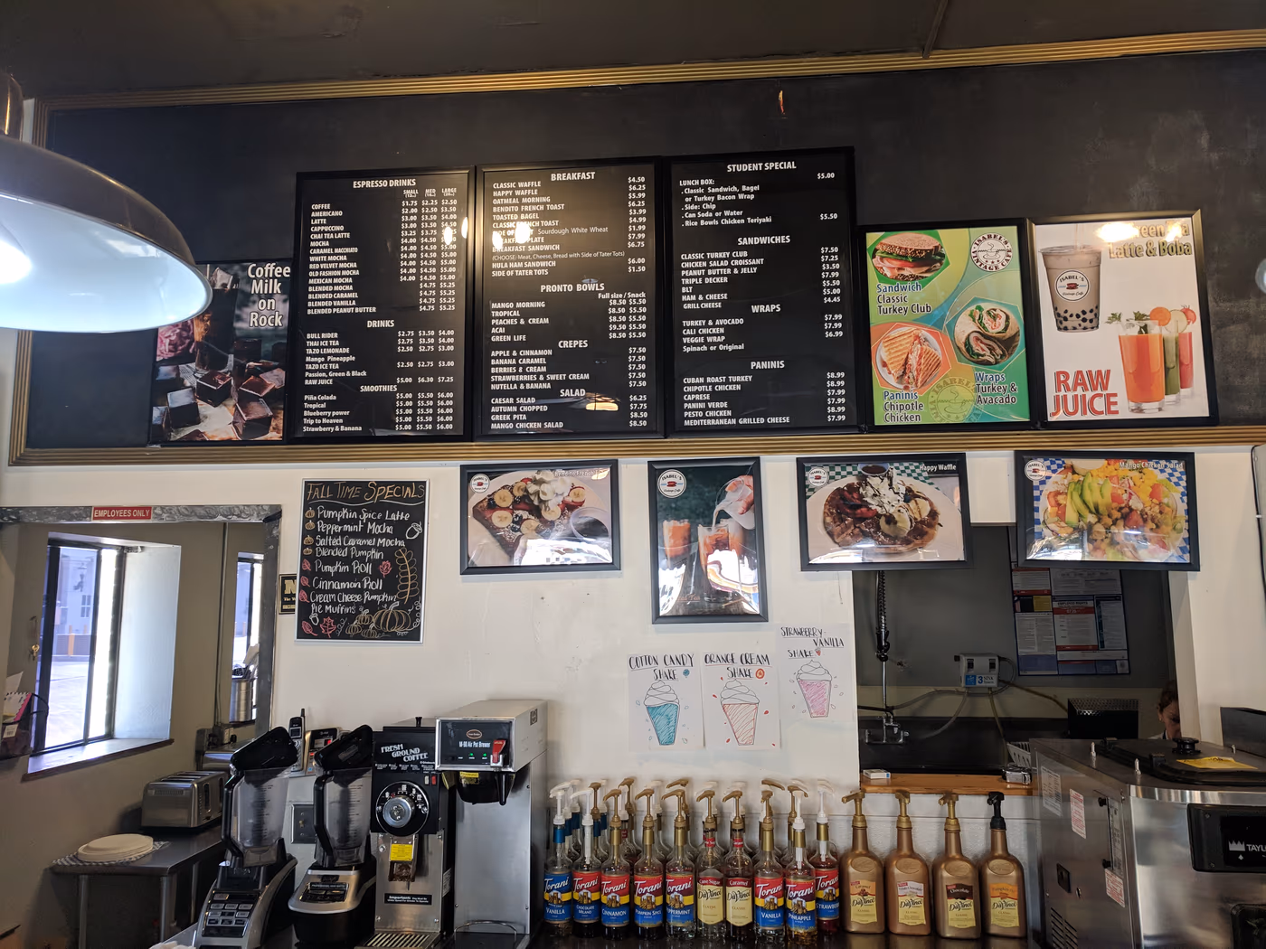 Isabel's Vintage Cafe photo 4