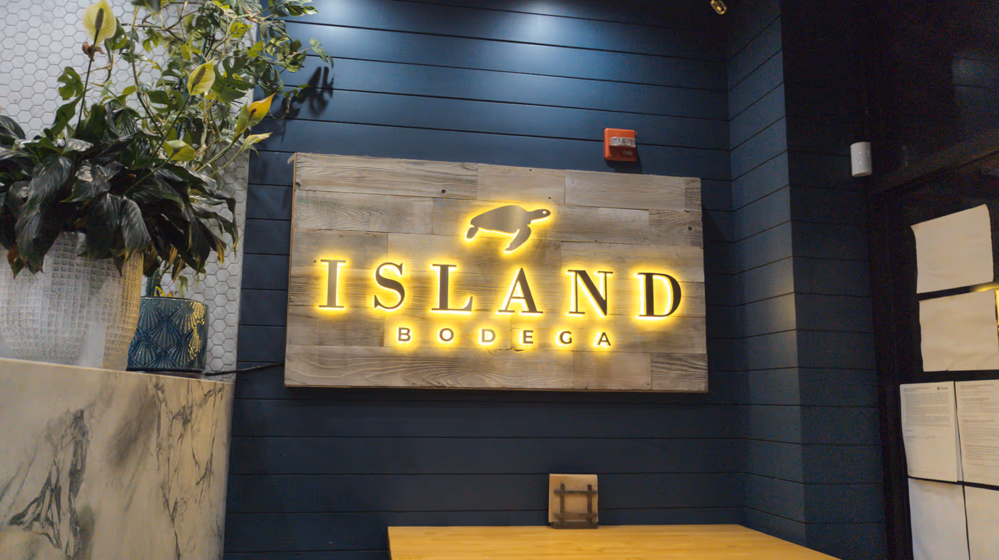 Island Bodega photo 4