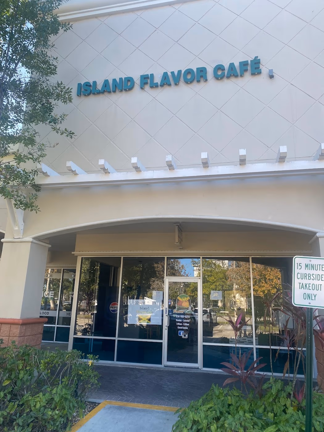 Island Flavor Cafe photo 3