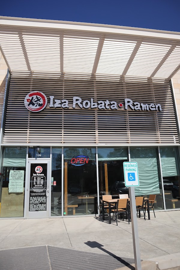 Iza Robata