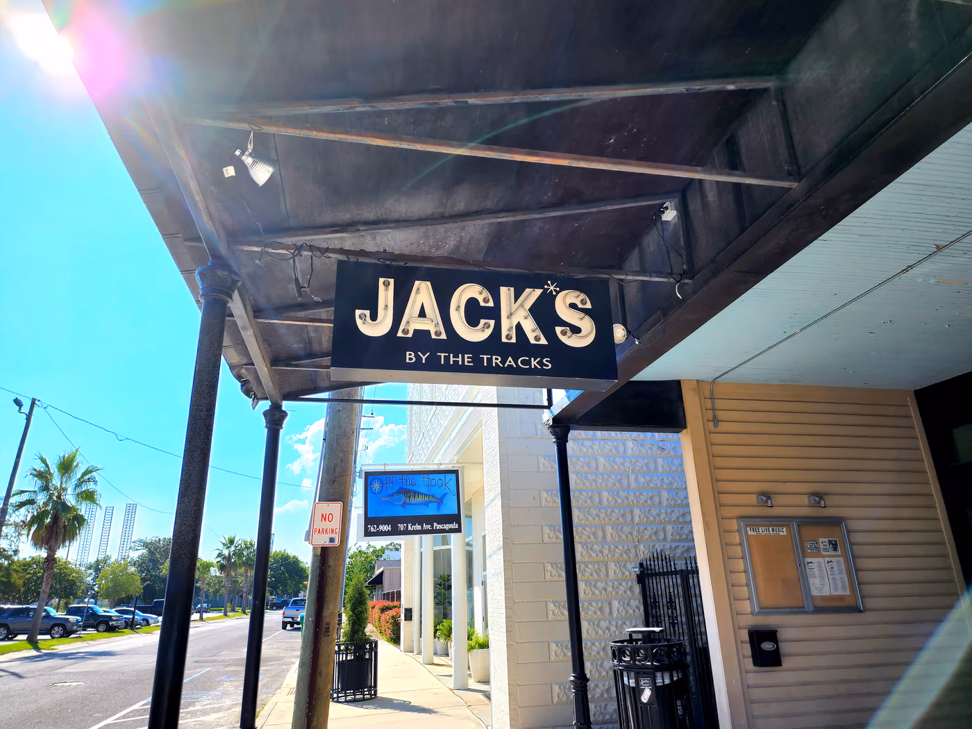 Jack's By The Tracks photo 4
