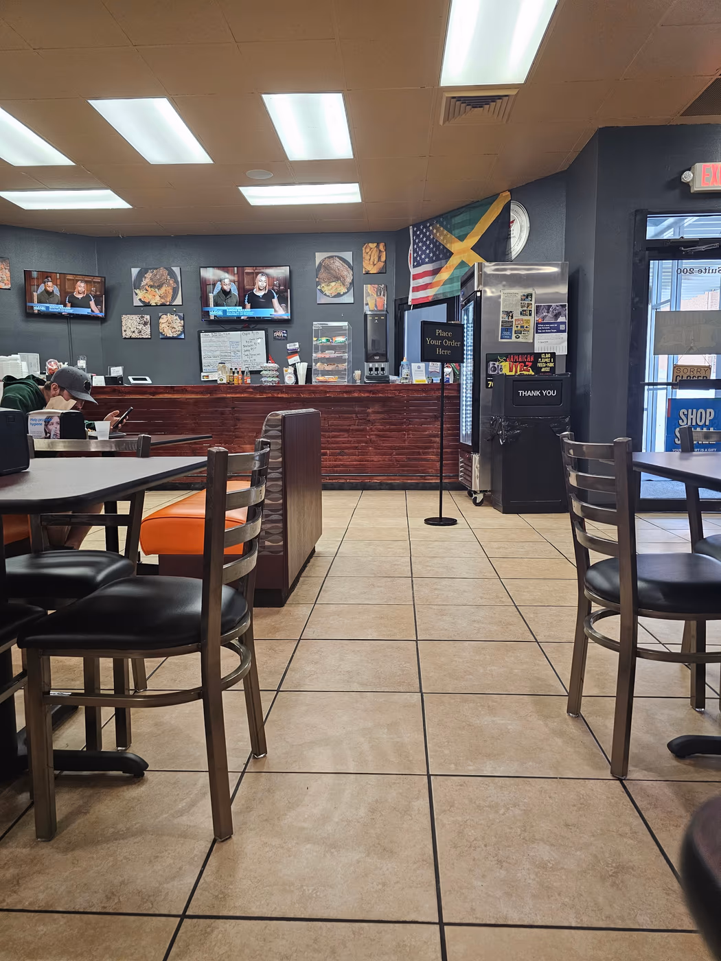 JAMAiCAN VYBZ KiTCHEN photo 4