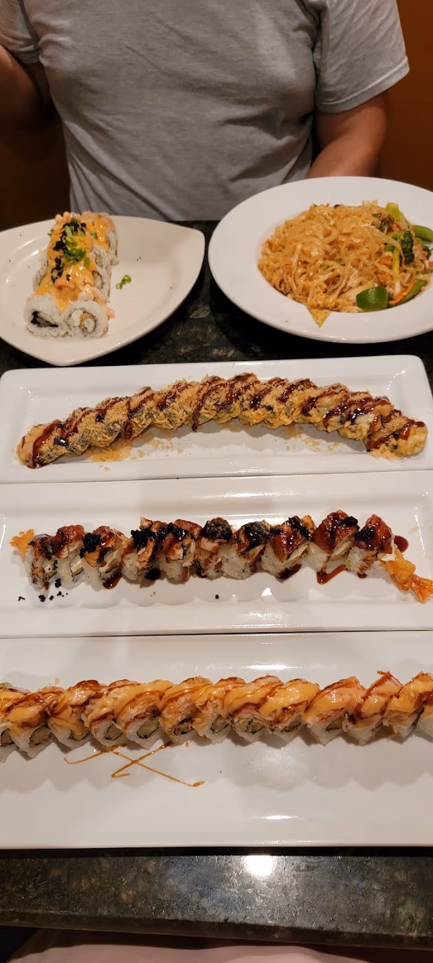 Jasmine Paducah Thai and Sushi photo 2