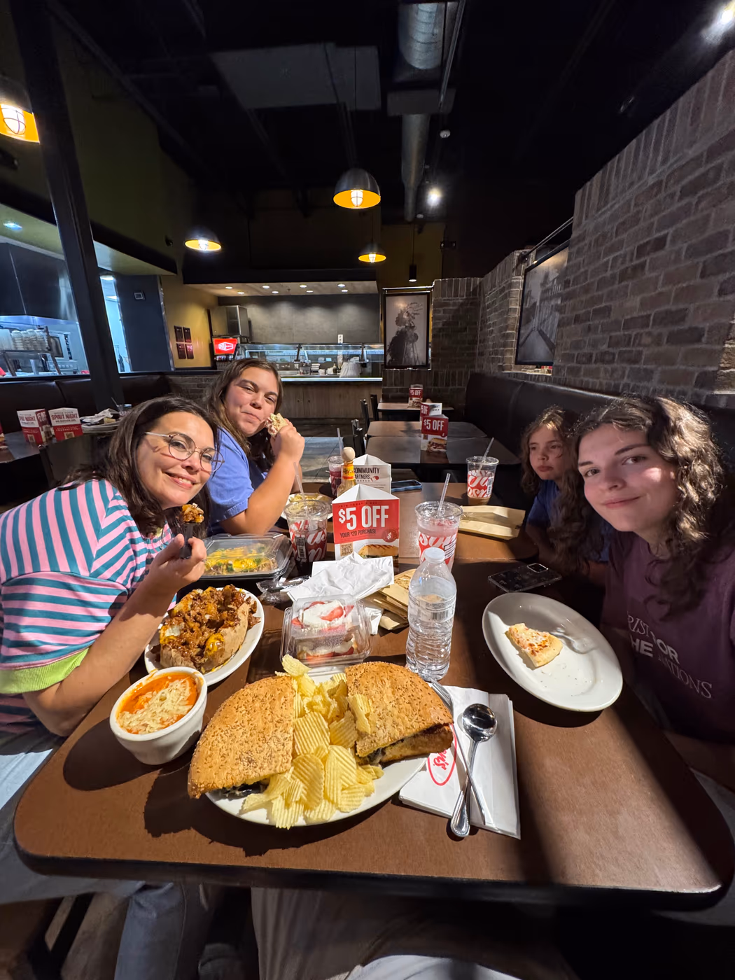 Jason's Deli photo 2