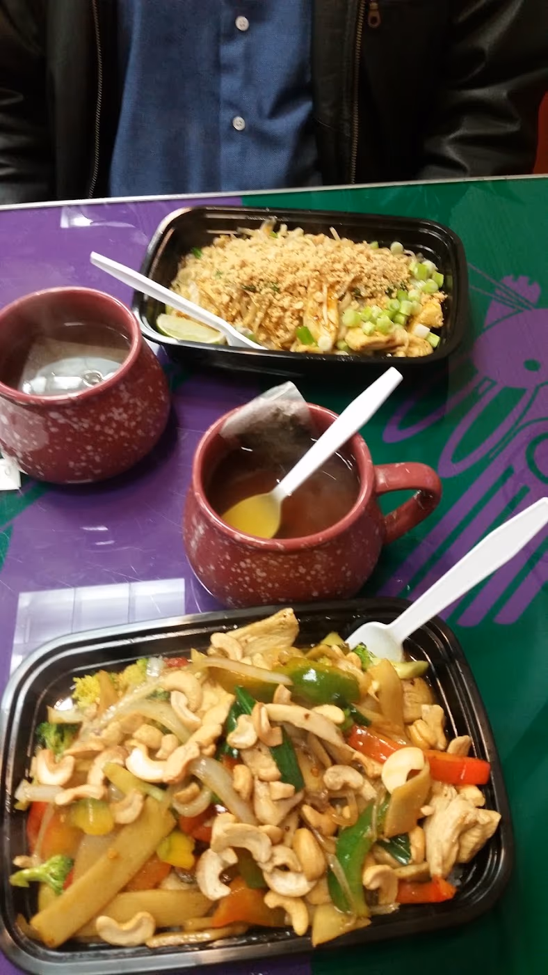 Jee's Top5 Thai Food photo 2
