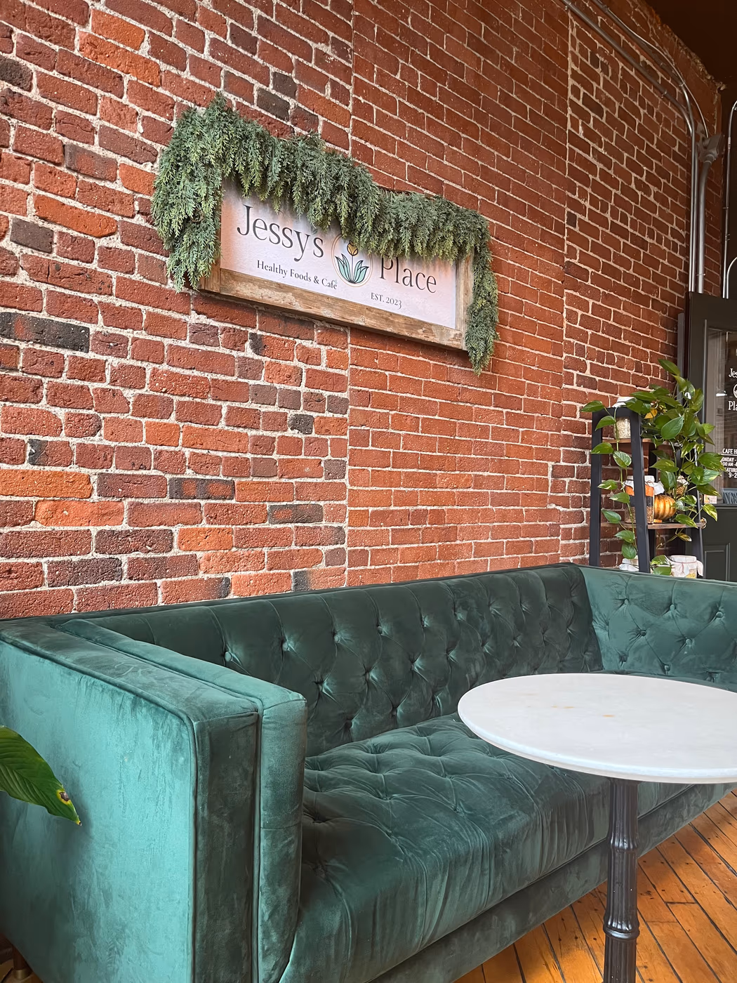 Jessy's Place Cafe photo 2
