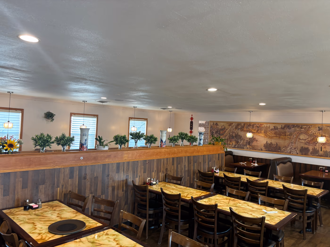 Jet's Palace photo 3