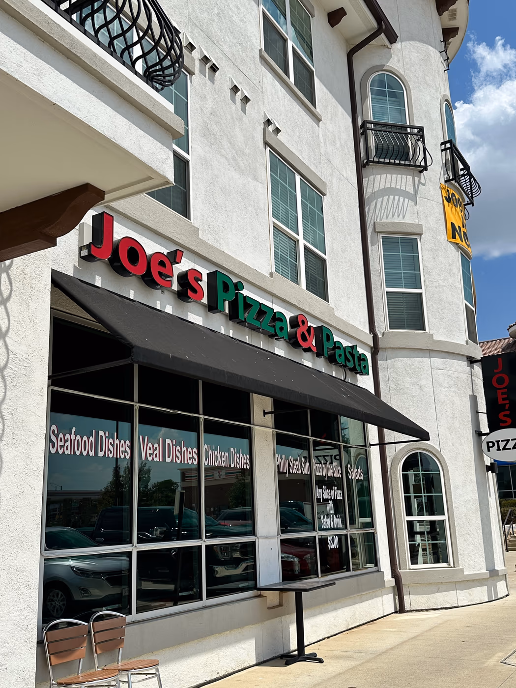Joe's Pizza Italian Cuisine & Bar in Fort Worth, TX