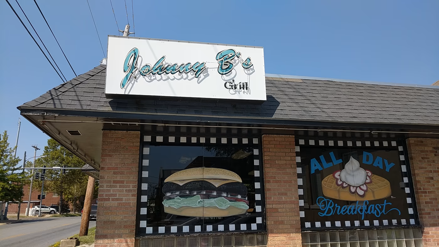 Johnny B's photo 3